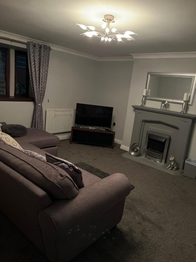 The Farm House Modern Spacious 2 Bedroom Home At Tong Road Leeds Perfect For Contractors Free Secure Parking Pudsey Zewnętrze zdjęcie