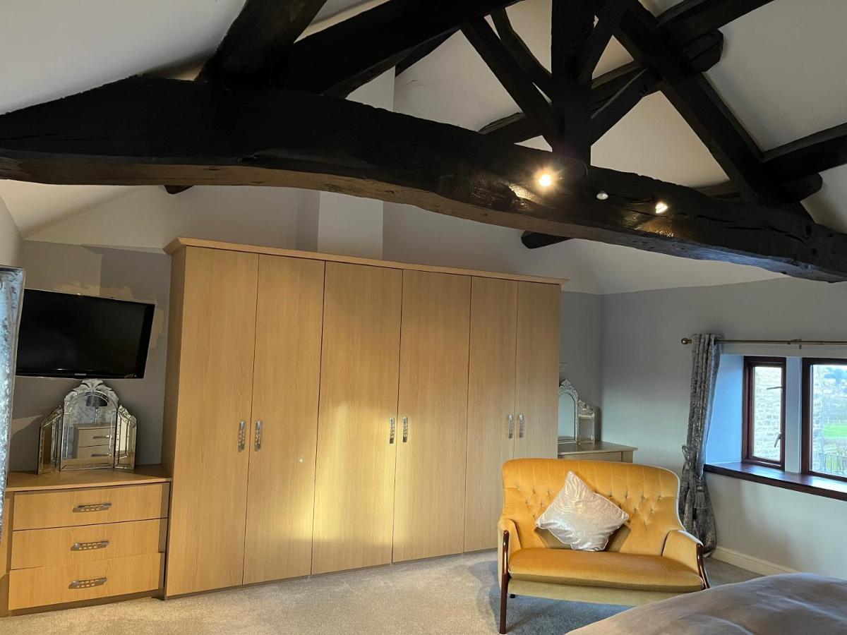 The Farm House Modern Spacious 2 Bedroom Home At Tong Road Leeds Perfect For Contractors Free Secure Parking Pudsey Zewnętrze zdjęcie